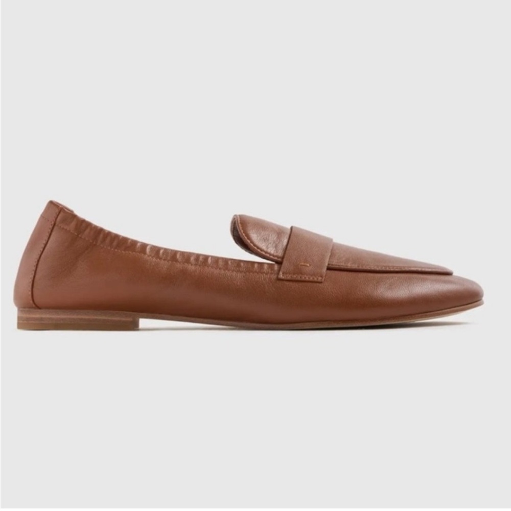 Quince Italian Leather Soft Loafers Women’s Size 7.5 Cognac Brown Flats Shoes
